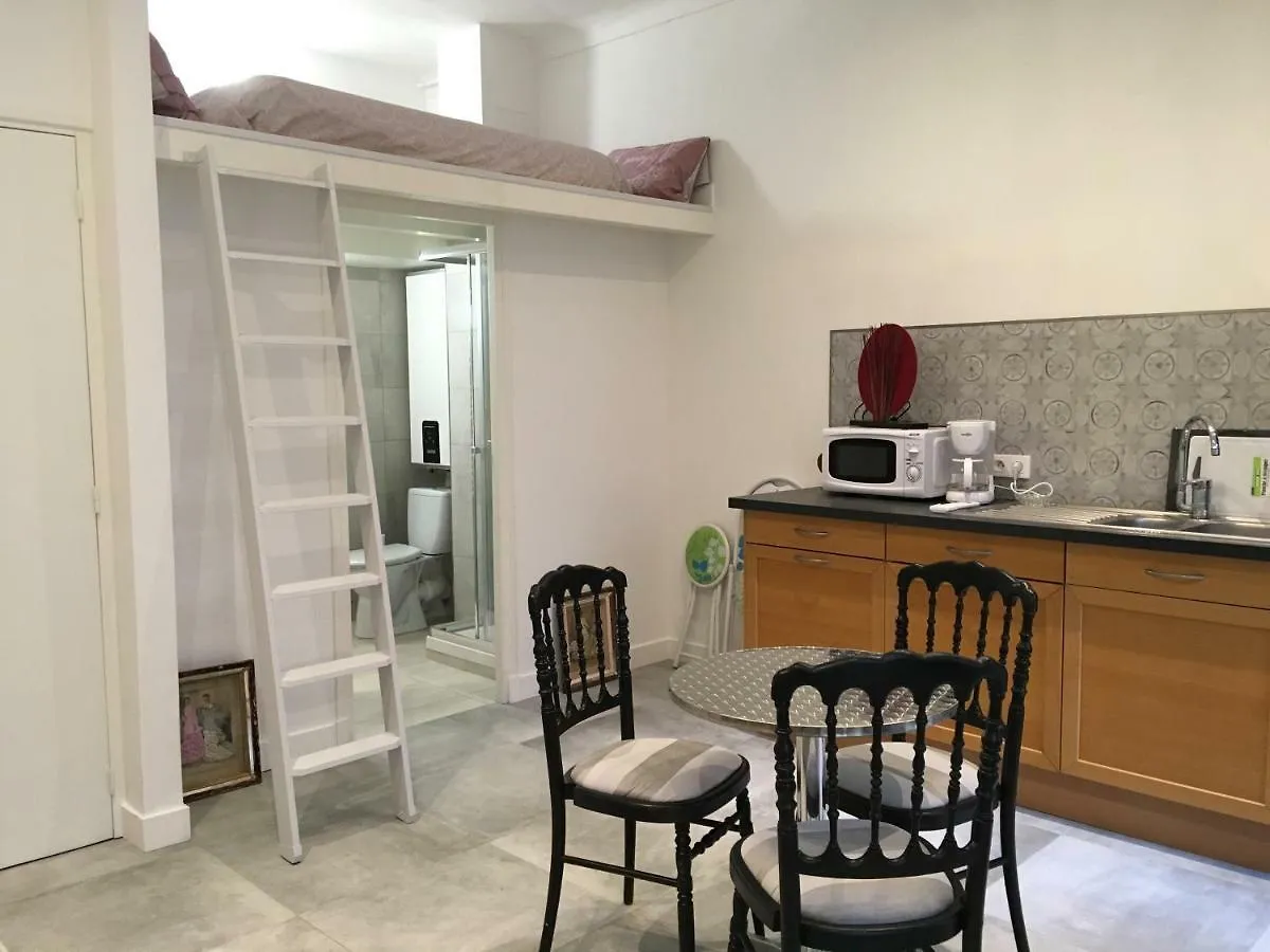 Heart Of Nice Harboor Cosy And Central Apartment 0*,  France