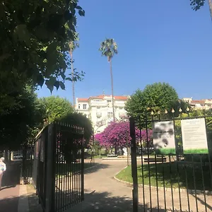 Apartment Roses & Ivy, Rue Du Congres, Nice